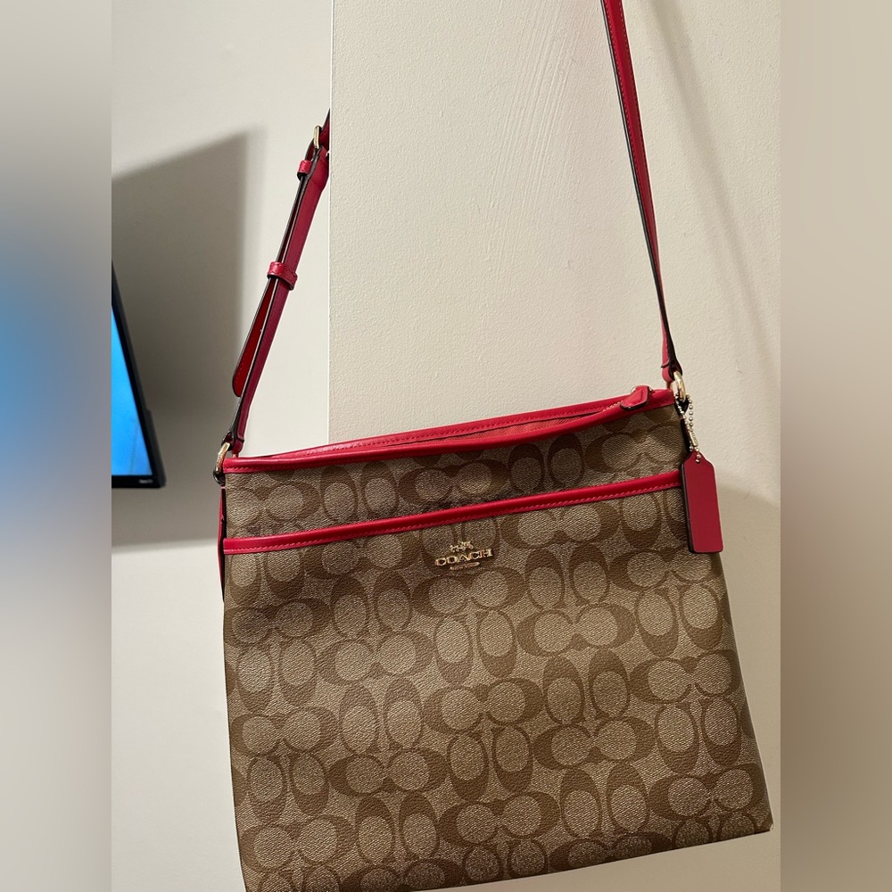 Coach bag. Pink and brown/tan